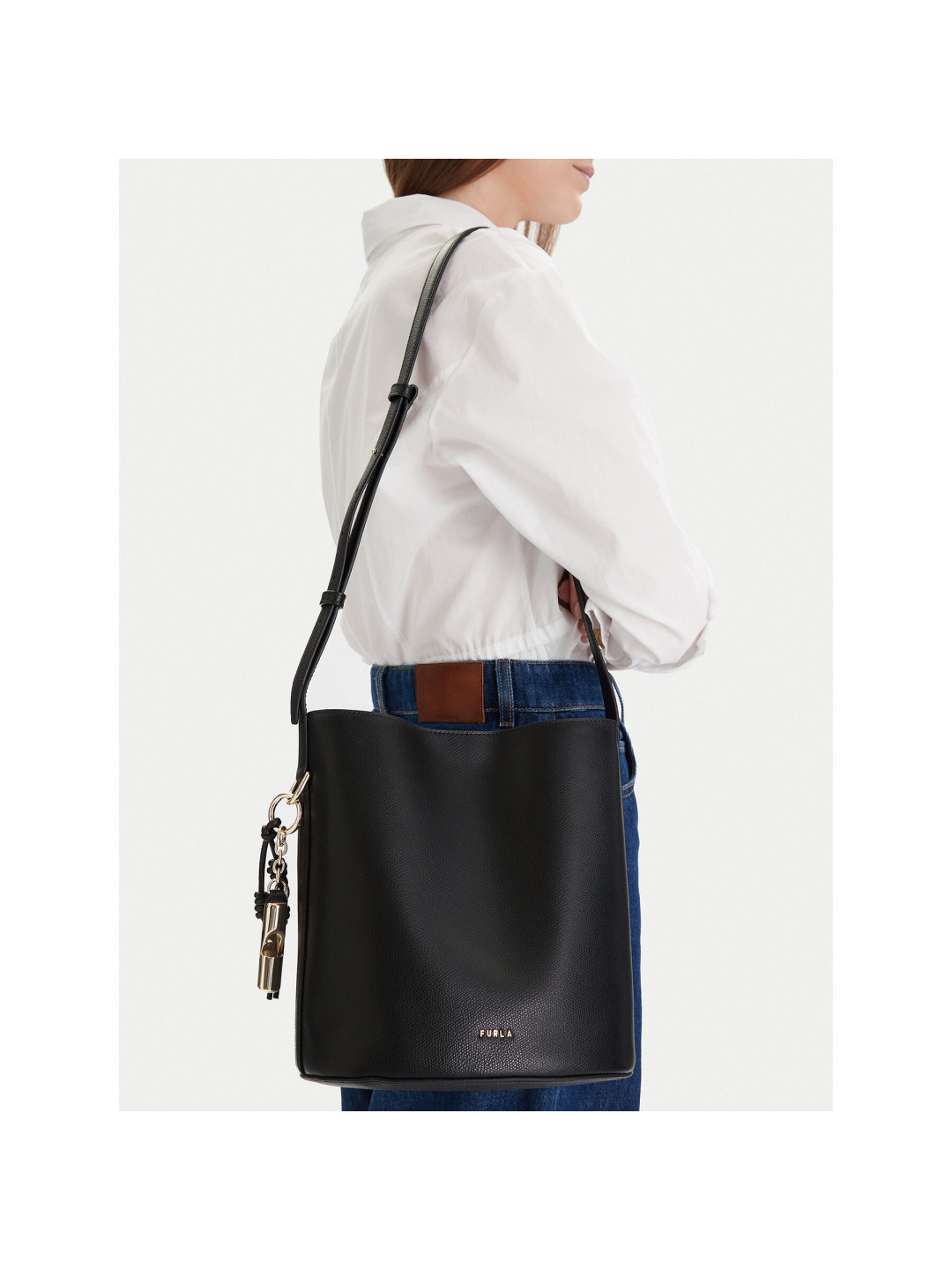 Kabelka Furla Roxie S WB01875 ARE000 CN O6000 Černá